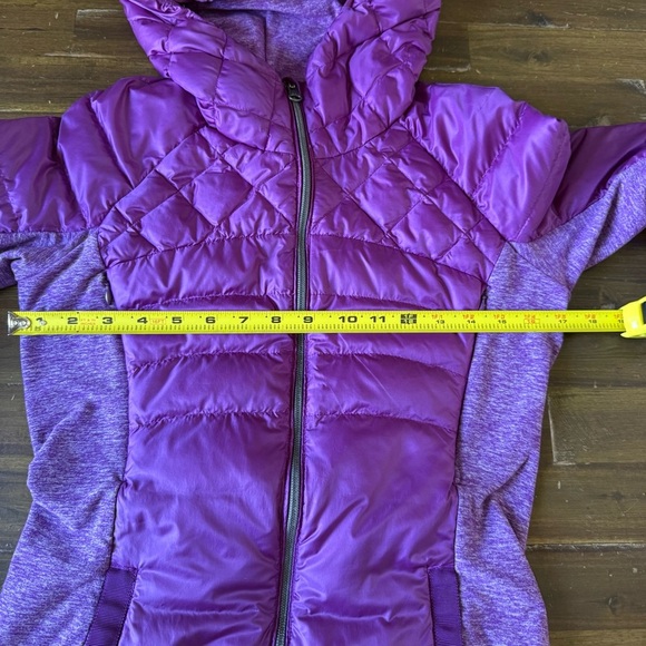 Lululemon Down For A Run Jacket - Picture 11 of 16